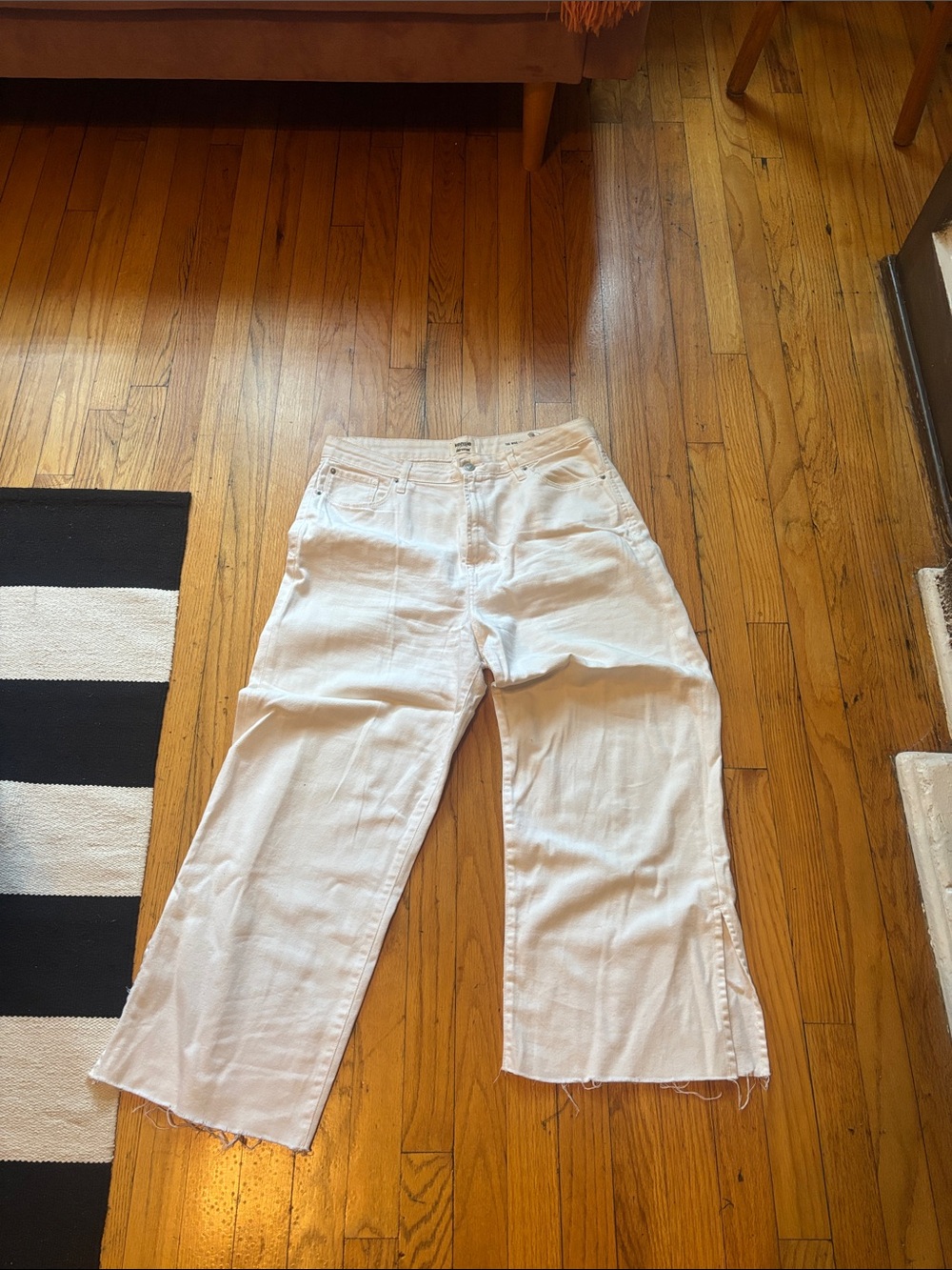 Kensie White Wide-Leg High-Rise Jeans *read all